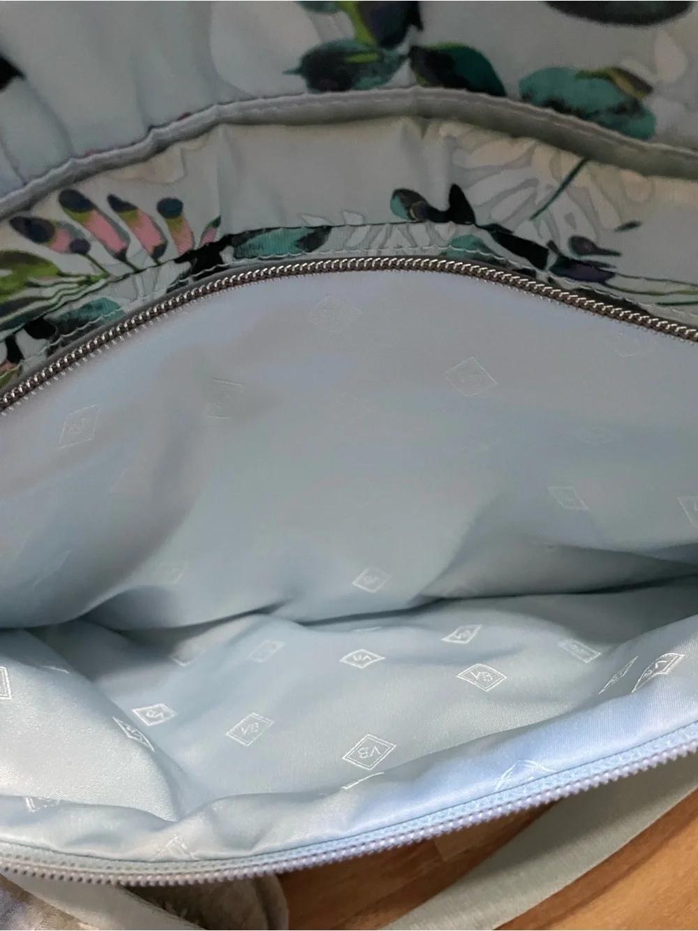 Vera Bradley Seawater Blooms Performance Twill Padded Laptop Bag